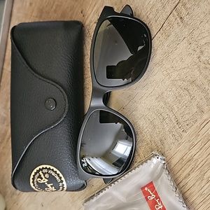 New in box Ray Ban Andy